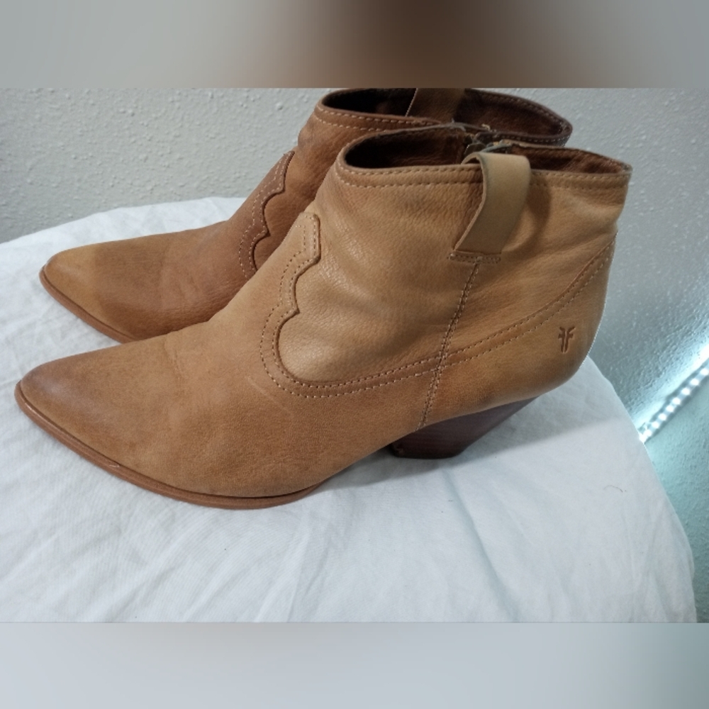 Frye Tan Leather Western Ankle Boots